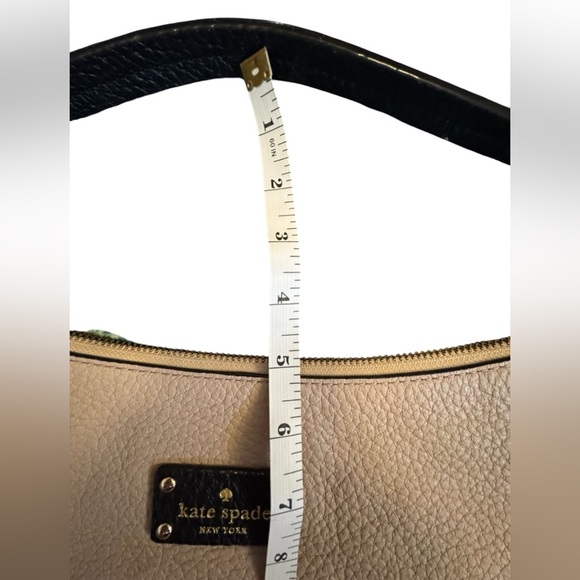 Kate Spade Bay Street Tote Bag in Tan and Black - Picture 11 of 14